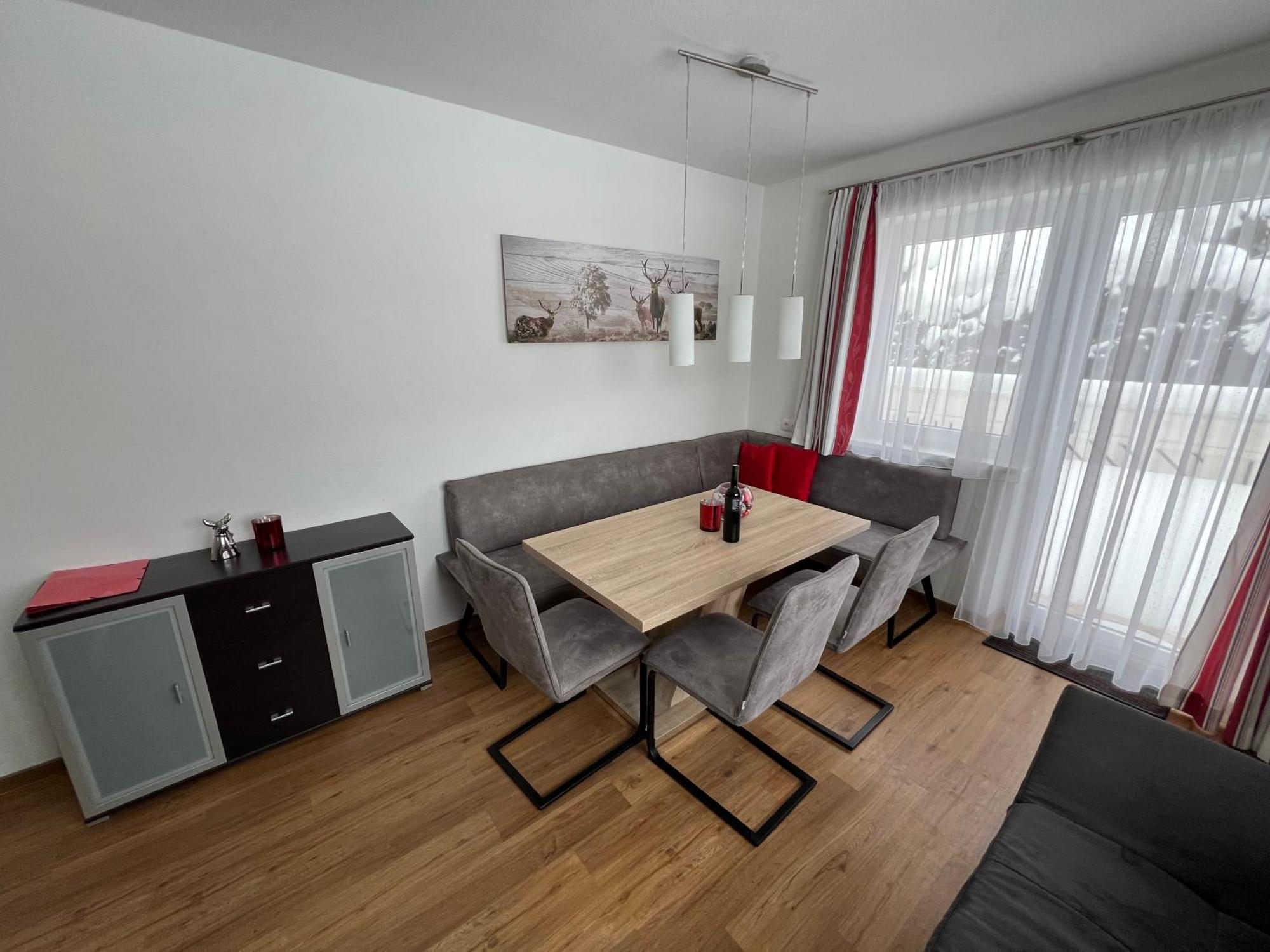 Haus Alpina Ski In & Ski Out Schladming Exterior photo